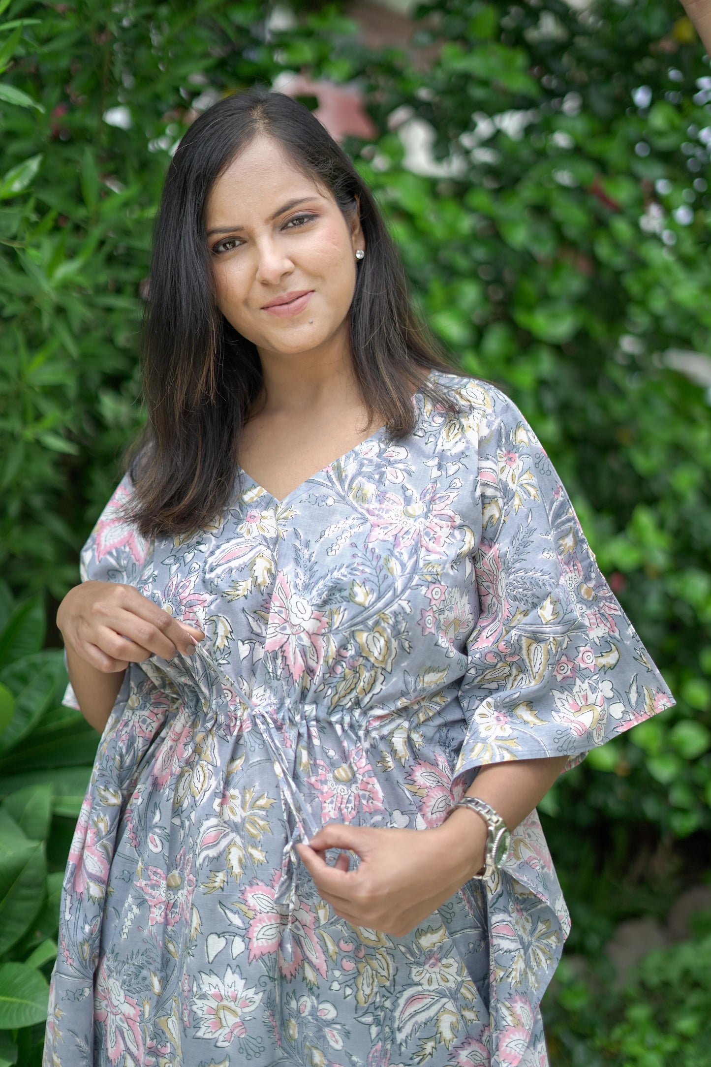 Grey Floral Jaal Kaftan