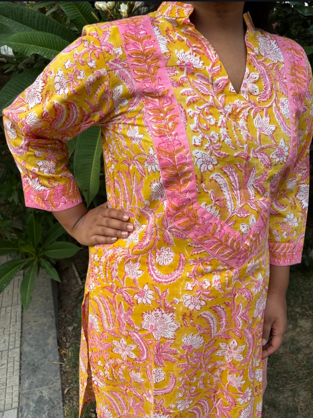 Kesar Gulabi Kurta Pant Set