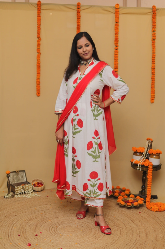 The Mughal Boota Collection (Red)