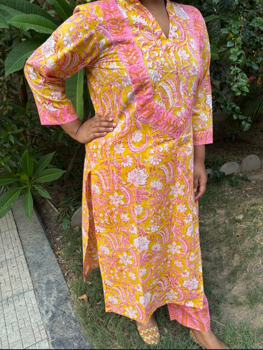 Kesar Gulabi Kurta Pant Set