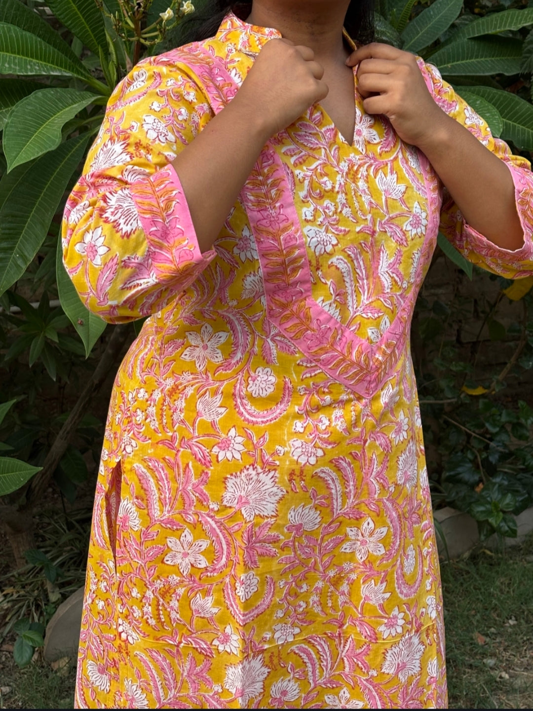 Kesar Gulabi Kurta Pant Set